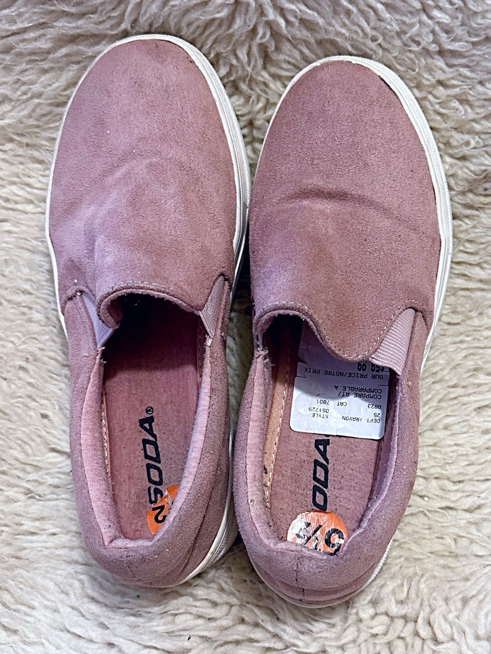 Soda Soft Pink Sneakers plus extra shoes 🆓